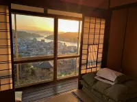 Onomichi Guest House Miharashi-Tei - con vistas a la montaña