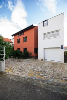 No5 Penthouse 2 Bedroom Apartment Hotels in Drage