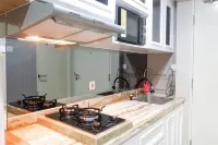 Comfy and Modern Wonderful 2Br Apartment at Tanglin Supermall Mansion