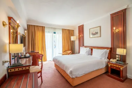 Azal Pyramids Hotel Отели в г. Monshaat Al Bakari