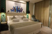 The Cruze Premium Boutique Hotel Hotel di 