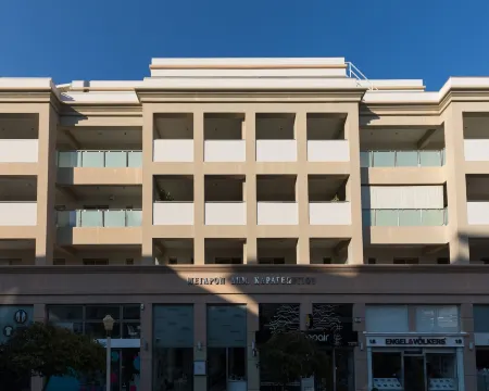 Rhodes Central Suite Отели рядом с достопримечательностью «Anthony Quinn Bay»