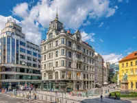 Mottl House by Adrez Hotels near Lucerna