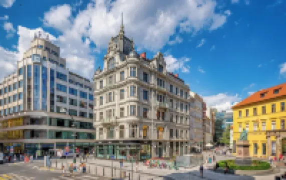 มอททิล เฮาส์ บาย อาเดรซ