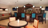 Hampton Inn Jacksonville Beach/Oceanfront - bar