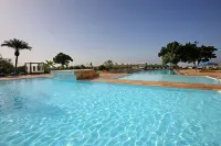 Anezi Tower Hotel - Beach