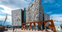 2-Bed Apartment in Belfast Near City Centre فنادق في نيوتاونأبي