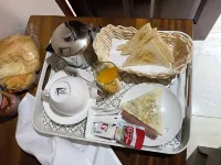 De Ace Court Hotels in Oduman