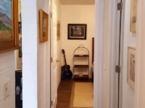 マルヒア カハカイ 2 ベッドルーム コンド バイ レッドオーニング ヒロのホテル