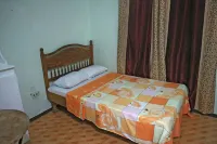 Miles Pension House - Homestays