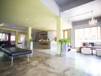 Afterglow Hostel Hotels near Pha Mhee Cave