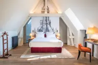 Relais de Chambord - Small Luxury Hotels of the World - parking