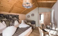 Alpin Boutique Villa Gabriela - Adults Only - balcony