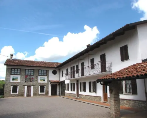 Agriturismo Rupestr Hotel a Loazzolo