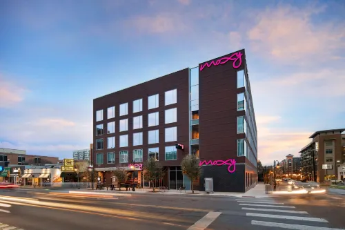 Moxy Austin - University Hotels in West Lake Hills