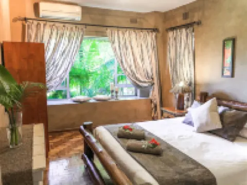 Ingwenya Lodge Hotels in St Lucia