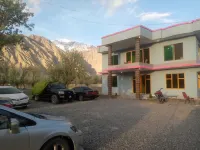 Shama Resort Hotel & Restaurant Hotels near Skardu Airport