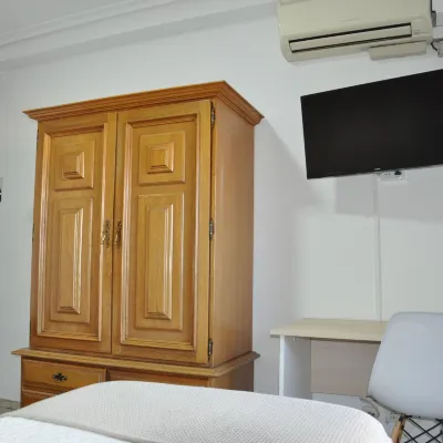 Hostal Ramón y Cajal Hotels near National Museum of Sculpture