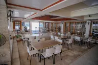 Santa Fe Beach Club - breakfast