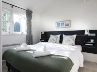 Amsterdam / Loosdrecht Rien Van Den Broeke Village Hotels in Loosdrecht