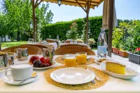 B&B Miami Beach Hotels in Pietrasanta