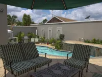 Firwood Lodge Hotels near Garsfontein