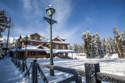 Hotel Heevan Retreat Hotels in Gulmarg