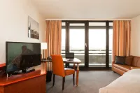 Lindner Hotel Dusseldorf Seestern - balcony
