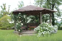 Au Vieux Pressoir Hotel di Bonas