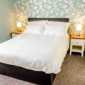 The Avenue Rooms