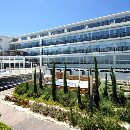 Aquaduct Hotel