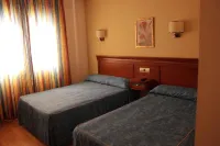 Hostal Tio Pepe II Hotels in Bembibre