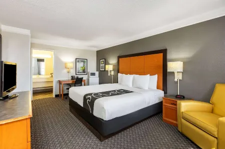 Travelodge by Wyndham El Paso - Airport