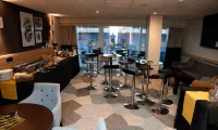 理光競技場希爾頓逸林飯店-考文垂 - 酒吧