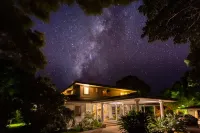 Ka'Awa Loa Plantation Hotels near Captain James Cook Monument