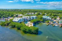 Dove Creek Resort & Marina, Trademark Collection by Wyndham Các khách sạn gần Key Lime Products