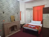 梅拉米斯青年旅館 住宿飯店