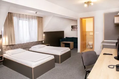 Hotel Niky Hotel in zona 1300th Anniversary Monument