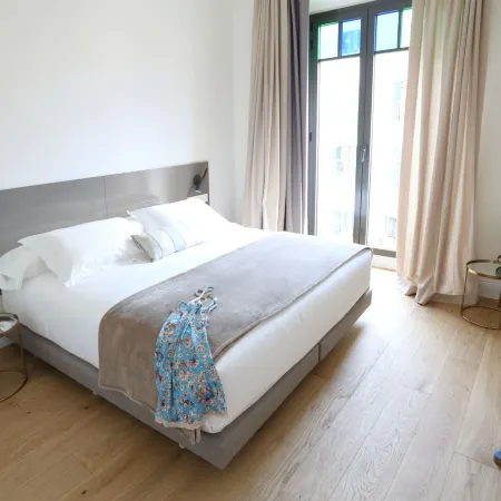 Apartaments Plaça Del VI