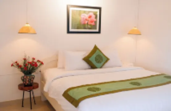 Charming Riverside Hotel