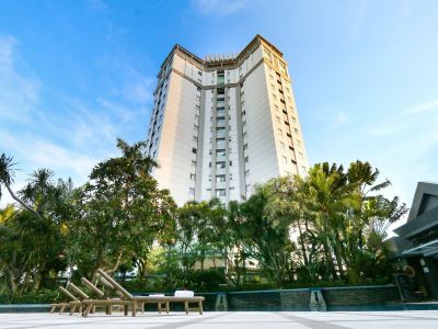 Java Paragon Hotel & Residences