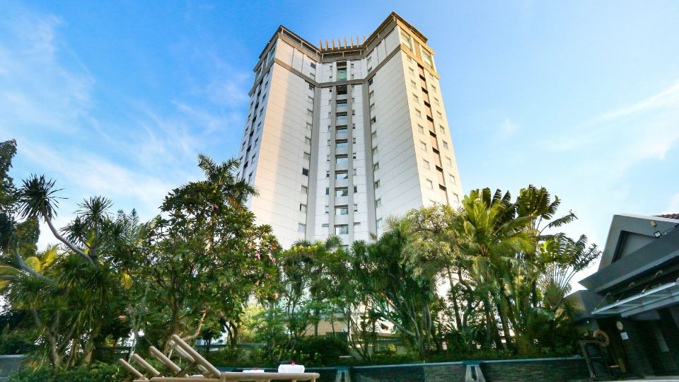 Java Paragon Hotel & Residences