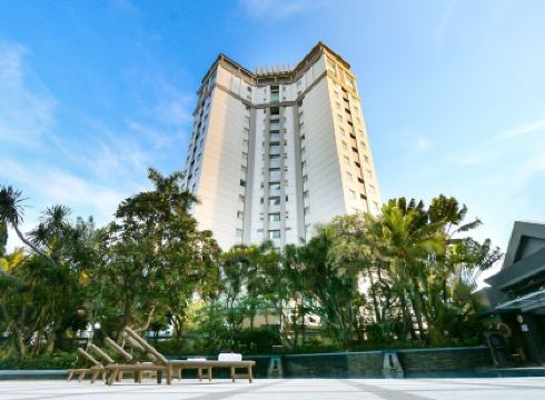 Java Paragon Hotel & Residences