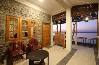 Salay River View Inn