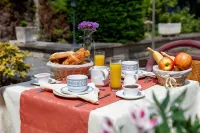 Hotel Val Saint Hilaire Hotel di Givet