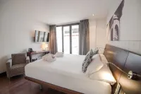 Petit Palace Marques Santa Ana