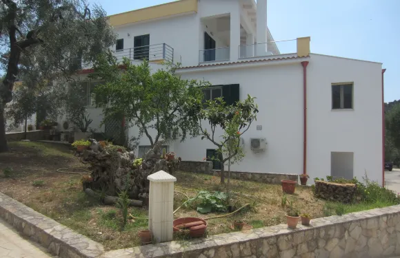 伊莉薩威斯特別墅酒店