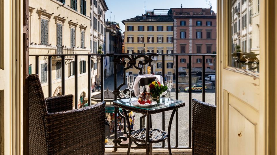 V Collection Piazza Farnese Luxury Suites