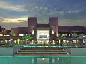 Mövenpick Tala Bay