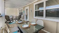 1Br/1ba, Covered Parking, Perfect for Couples! Hotels in Sunnyside